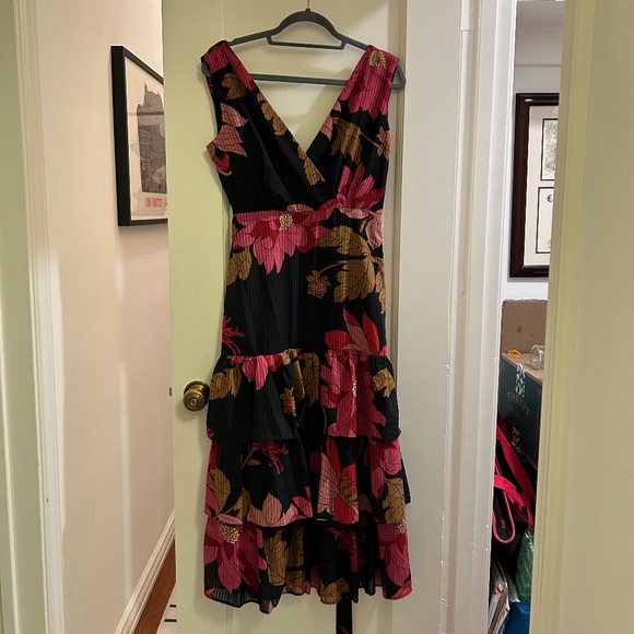 Taylor Layered Ruffles Floral Midi Dress - Size 10 - Picture 1 of 6
